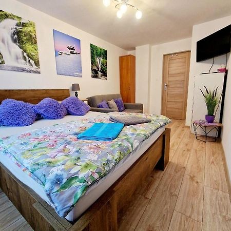 Room4U Mieszkania W Centrum 斯克拉斯卡波伦巴 外观 照片